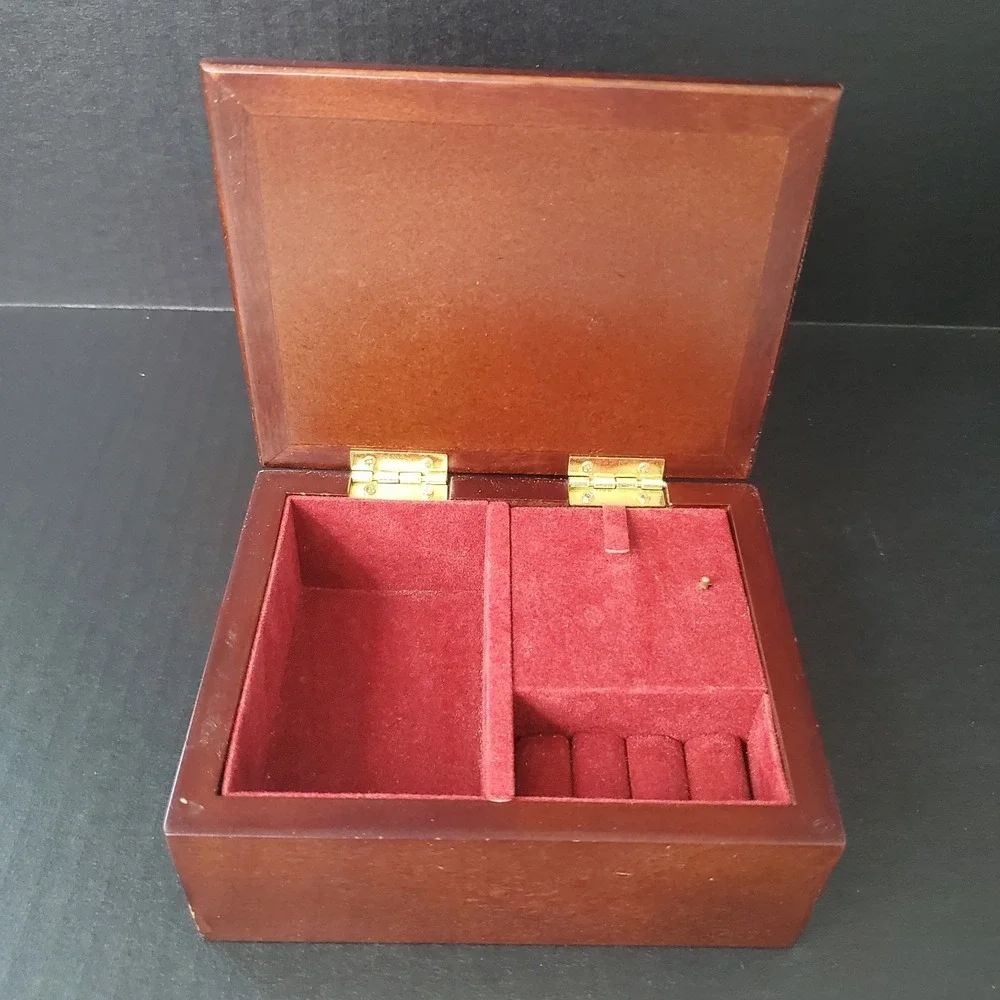 Gift Of Sound 3D Musical Jewelry Box Cottage Garden Jean Everett Minor Flaws